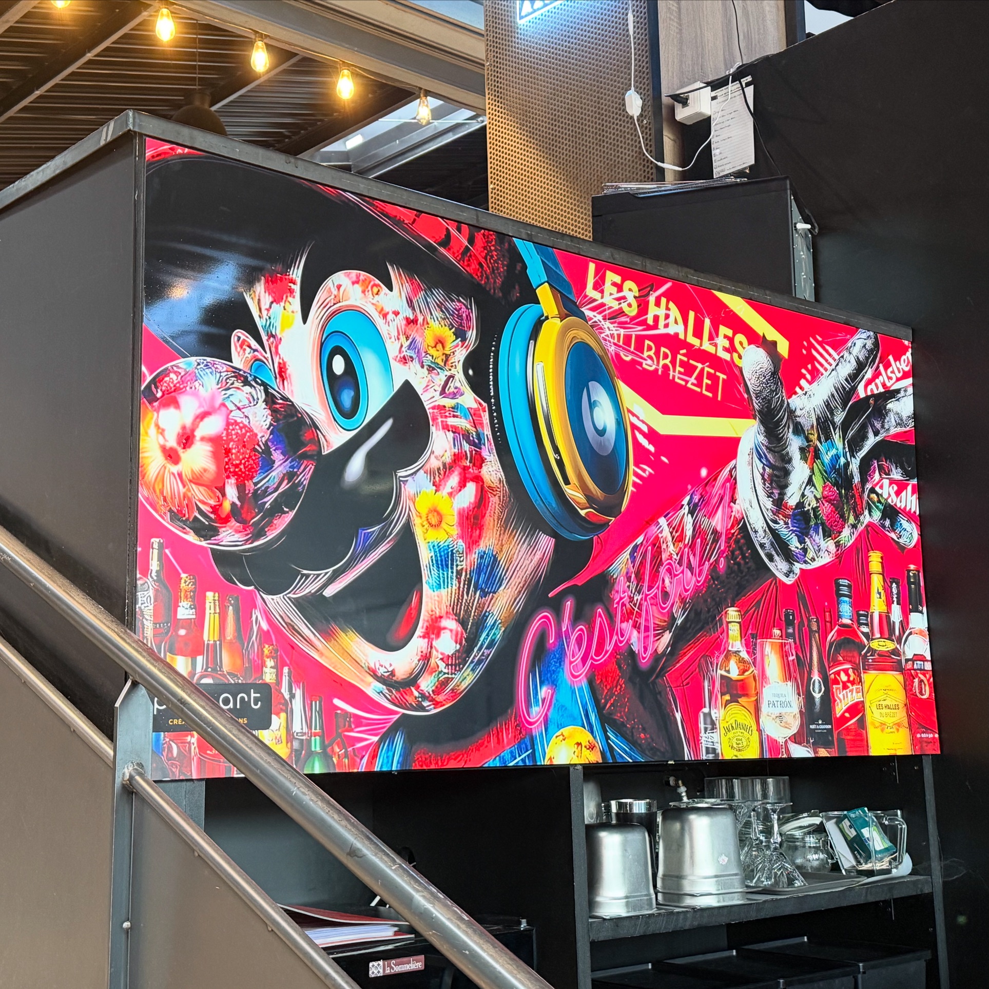 Tableau Pop Art Puls exposé aux Halles du Brézet à Clermont-Ferrand — œuvre sur mesure vernis sélectif 3D